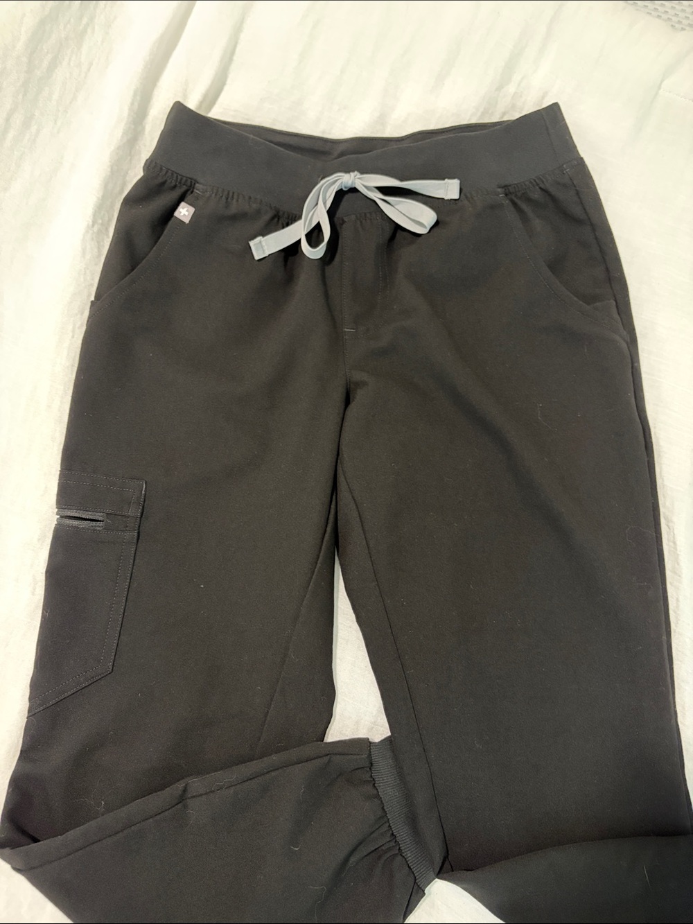 🌟 Figs Zamora Joggers in Black XXSP great condition 🌟